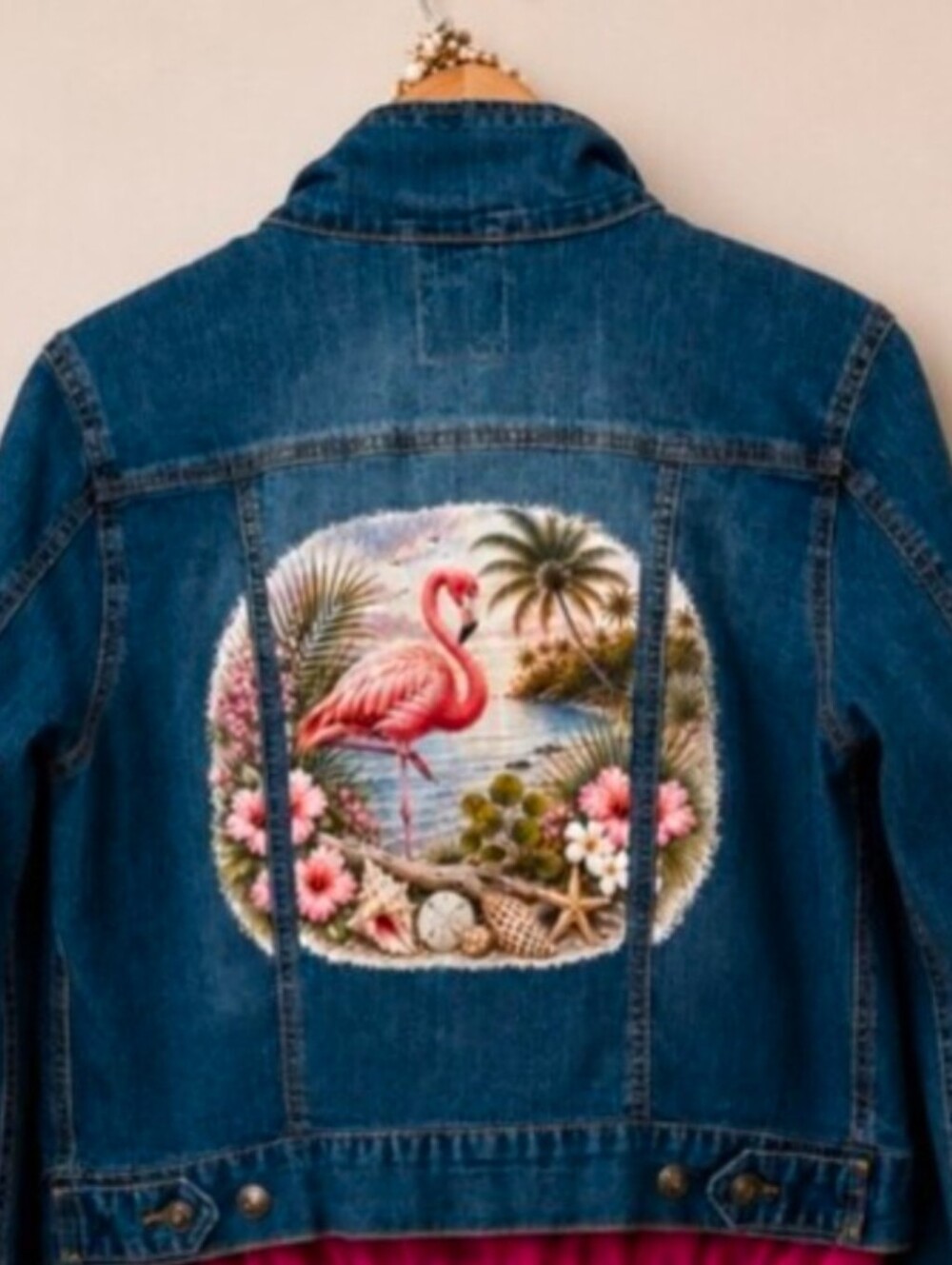 🦩 5 Piece Set | Medium | Denim Jacket | Blouse | Shell Necklaces & Bracelet